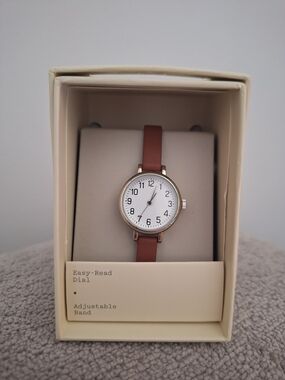a new day Silver And Brown Watch Brand New
